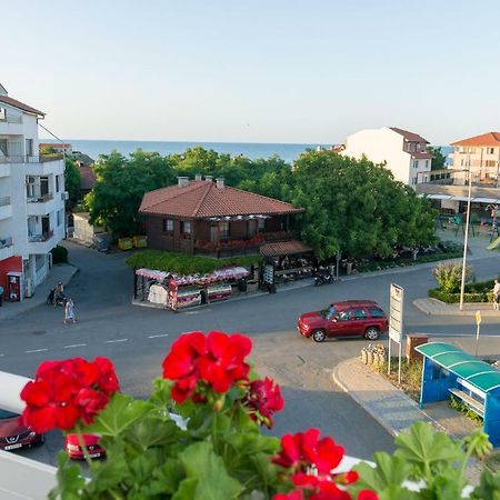 Hiora Apartments Vasiliko Tsarévo Extérieur photo
