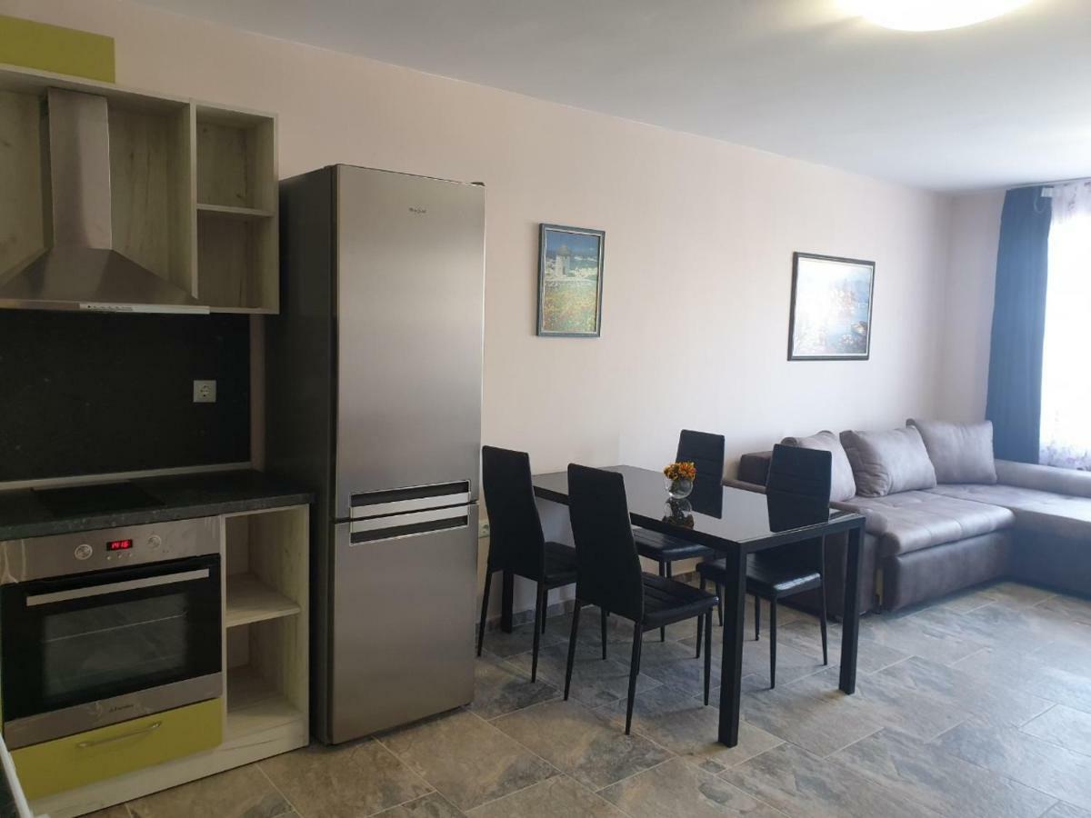 Hiora Apartments Vasiliko Tsarévo Extérieur photo