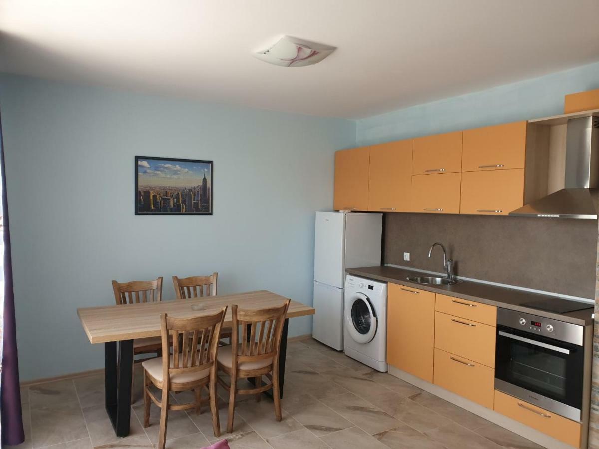 Hiora Apartments Vasiliko Tsarévo Extérieur photo