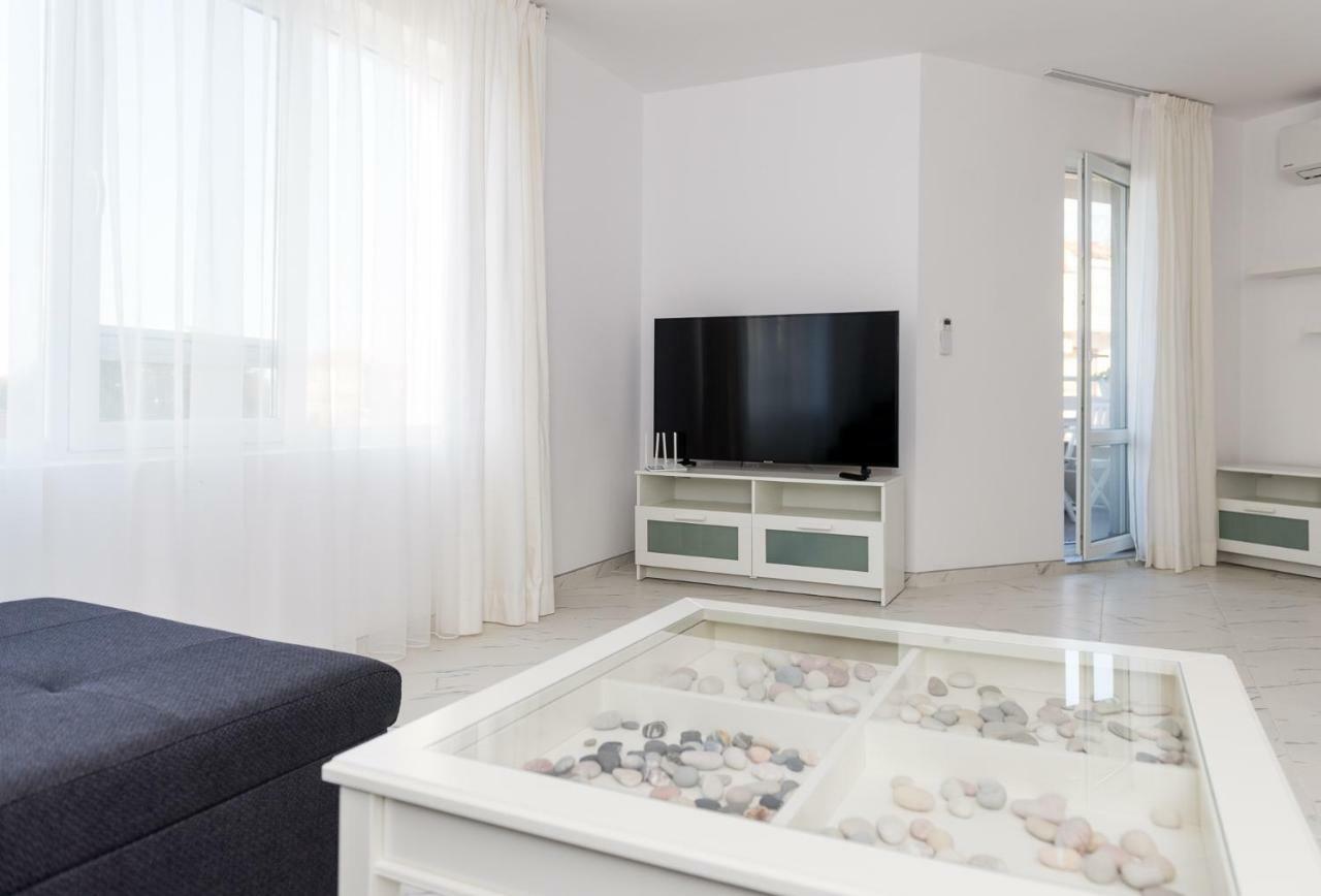 Hiora Apartments Vasiliko Tsarévo Extérieur photo