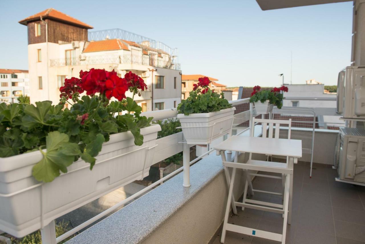 Hiora Apartments Vasiliko Tsarévo Extérieur photo