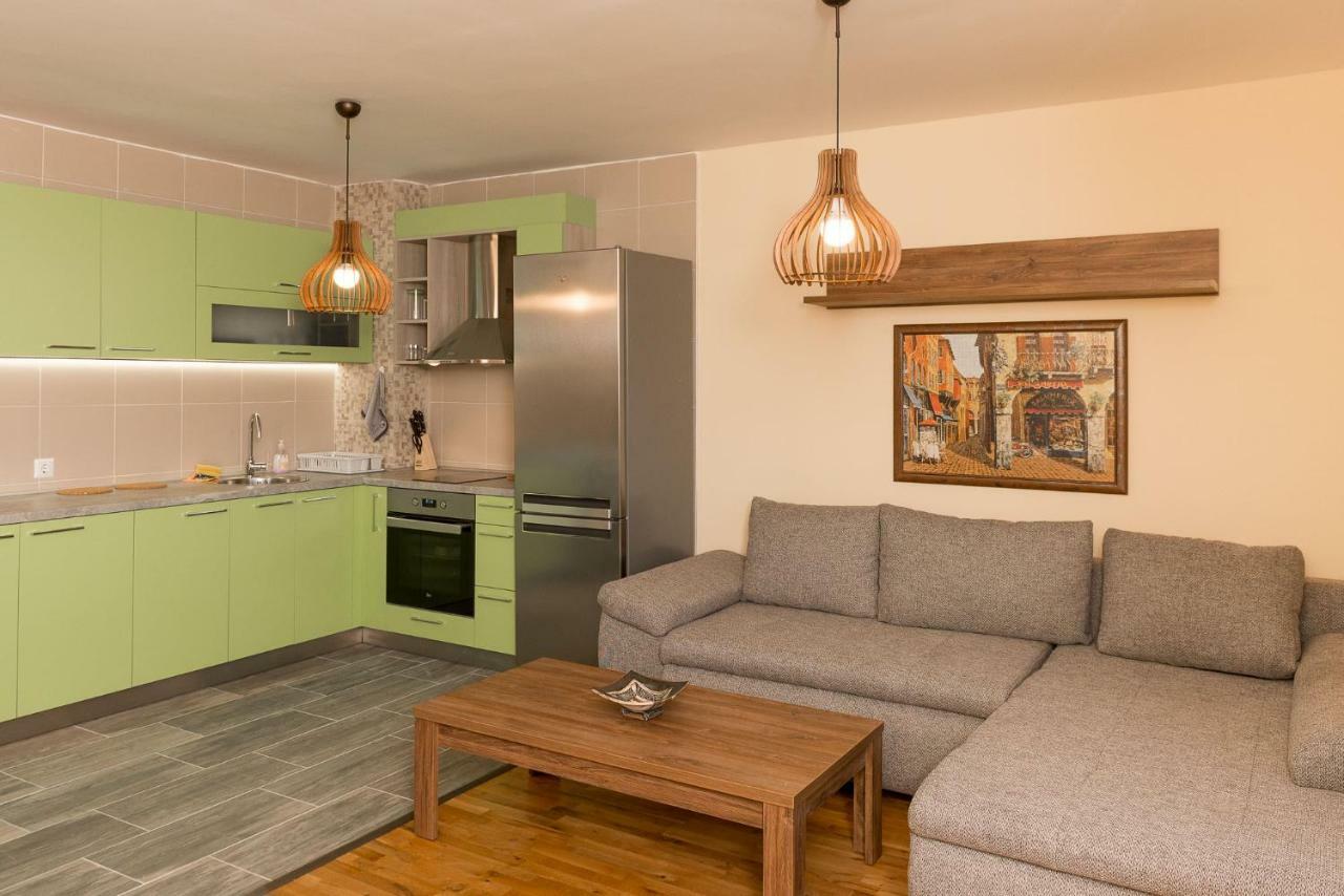 Hiora Apartments Vasiliko Tsarévo Extérieur photo
